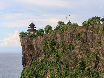 Luhur Uluwatu Temple