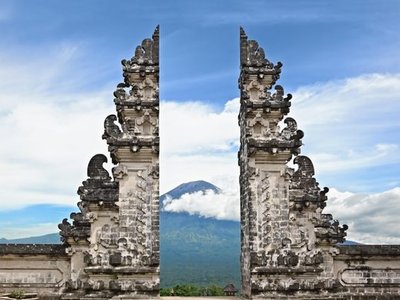 Pura Lempuyang Luhur