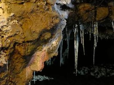 Narusawa Hyoketsu (Ice Cave)