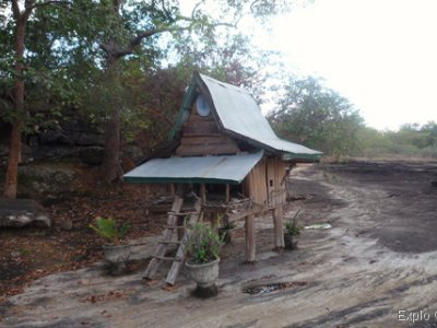 Wat Dane Soung Jungle Temple