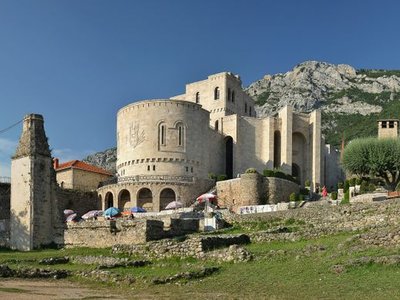 Krujë Castle