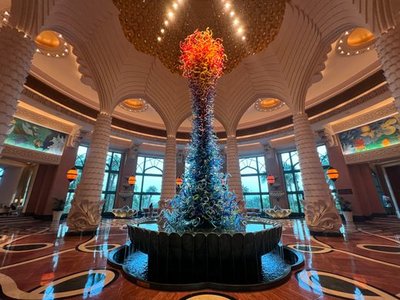 Dale Chihuly Sculpture