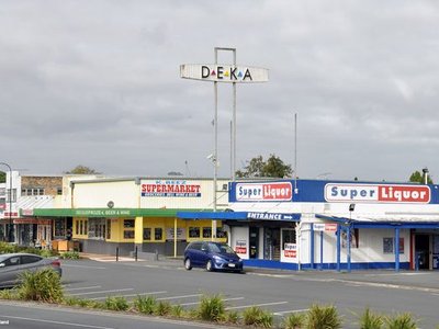 DEKA Sign