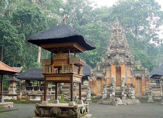 Sacred Monkey Forest (Mandala Wisata Wenara Wana)