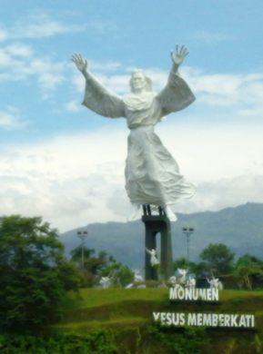 Yesus Kase Berkat