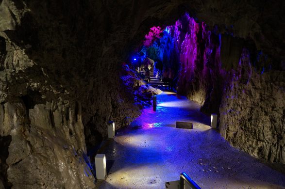 Ryūsendō Cave