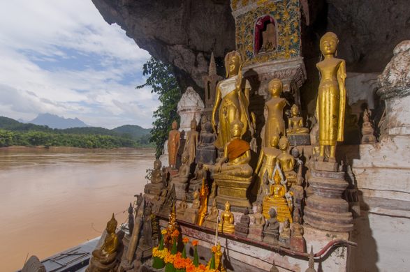 Pak Ou's Caves