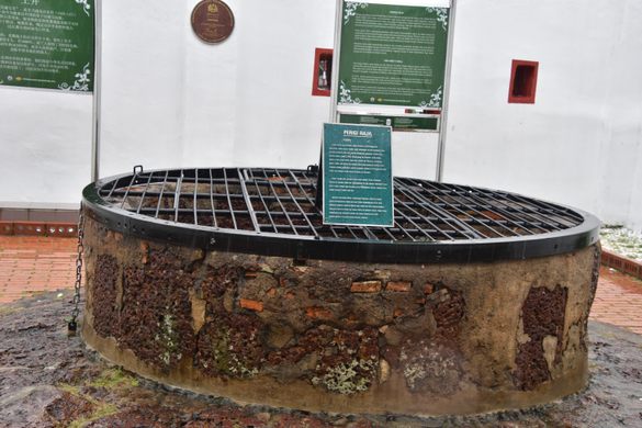 Hang Li Poh’s Well (Perigi Raja)