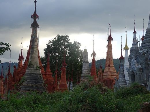Shwe Indein Pagoda