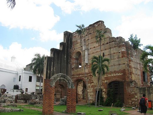 Ruins of San Nicolás de Bari Hospital