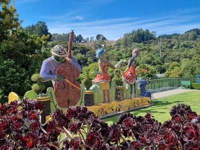 The Giants House