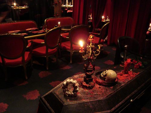 Vampire Café