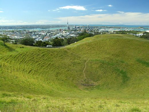 Maungawhau (Mount Eden)