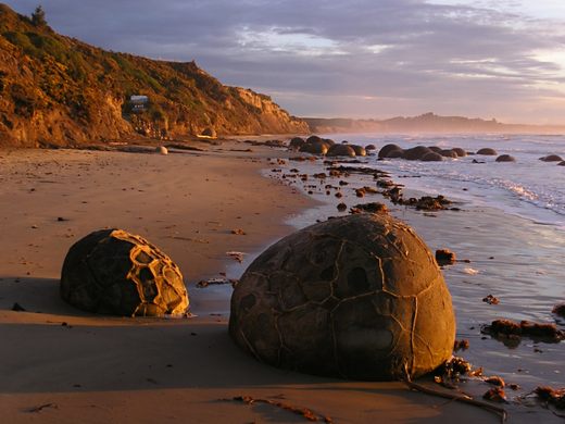 Moeraki Boulders