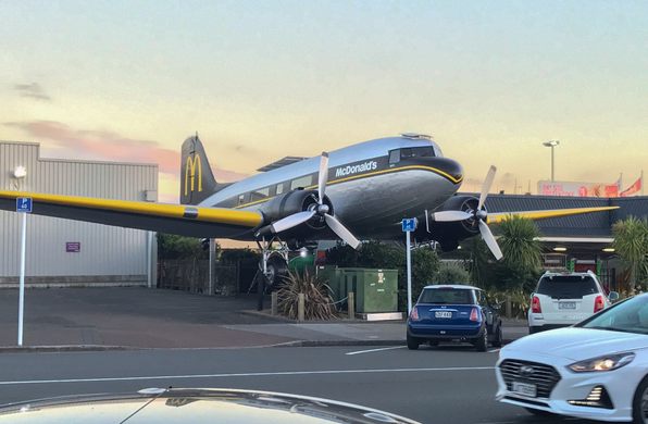 Taupō McDonald's Airplane